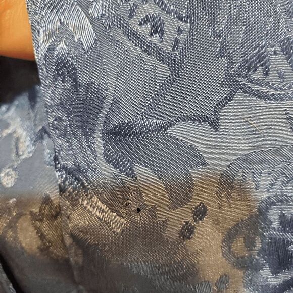 VTG GOLD LABEL VICTORIA'S SECRET BLUE BUTTON UP SATIN SLEEP SHIRT M/L - Picture 7 of 7